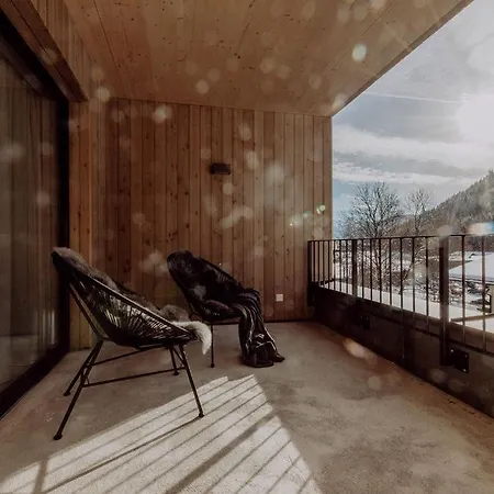 Vier Maederlhaus *