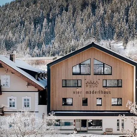 Vier Maederlhaus *