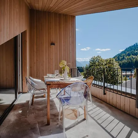Vier Maederlhaus *