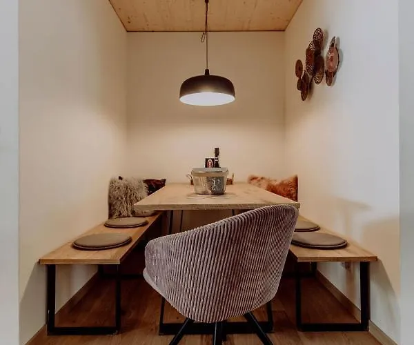 Vier Maederlhaus