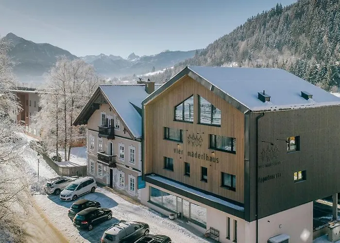 Vier Maederlhaus * Eben Im Pongau